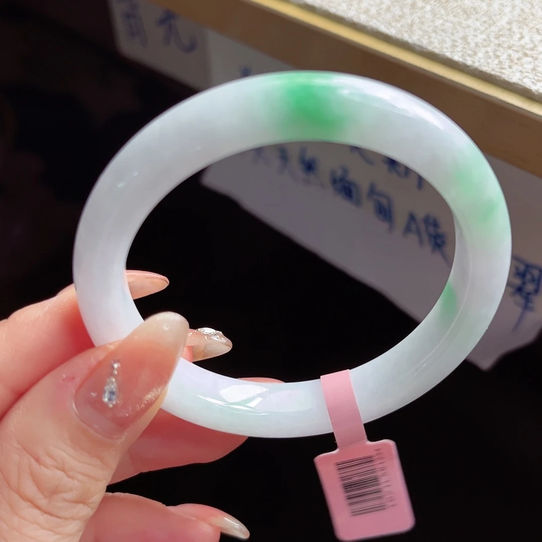 翡翠未镶嵌手镯手镯