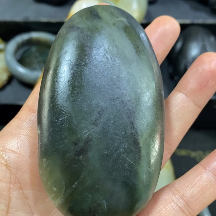 未镶嵌和田玉（糖玉）挂件