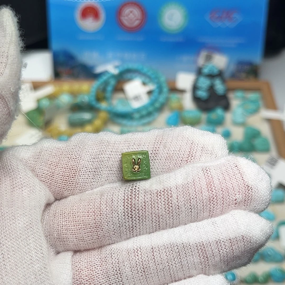 绿松石未镶嵌珠宝半成品