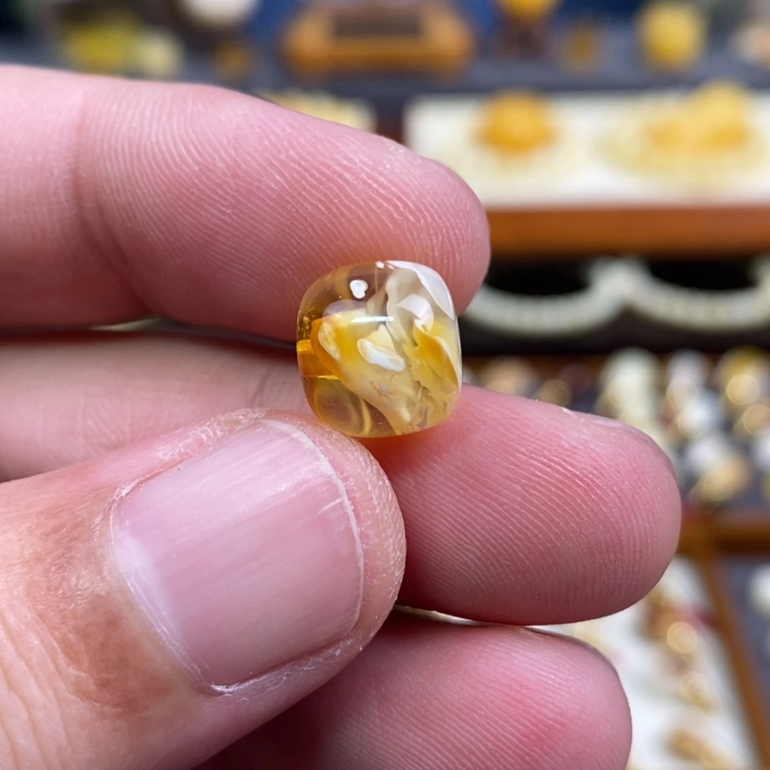 蜜蜡未镶嵌裸石配饰金瓷白老型尺寸11.2