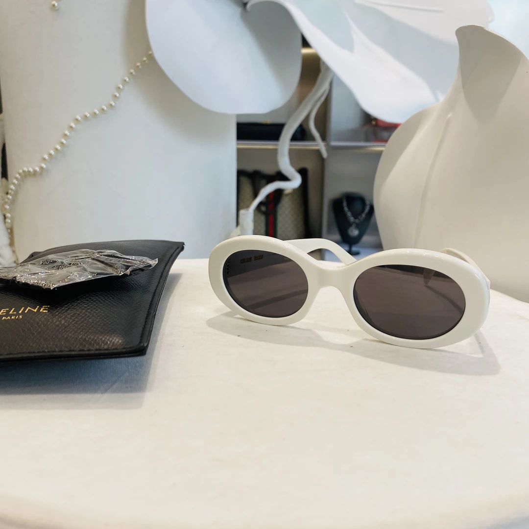 全新未使用 Celine/思琳 猫眼太阳镜