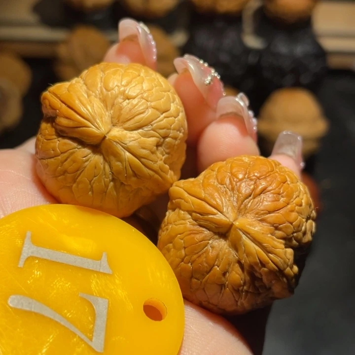 大西瓜32尺寸核桃