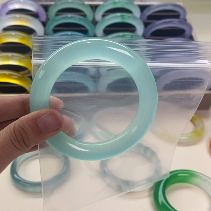 维***a玉时尚飘花圆条660