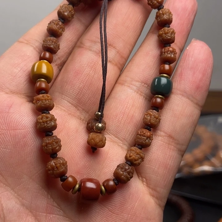 猴头核桃吊坠橄榄