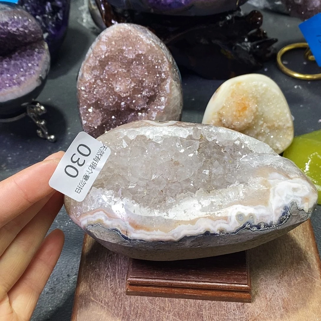 水晶大型摆件（非配饰）未镶嵌