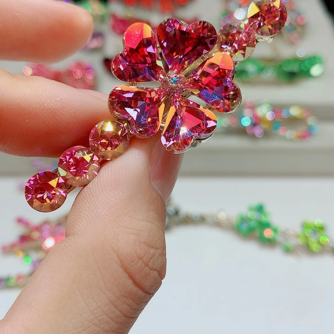 皮质铁合金发饰等