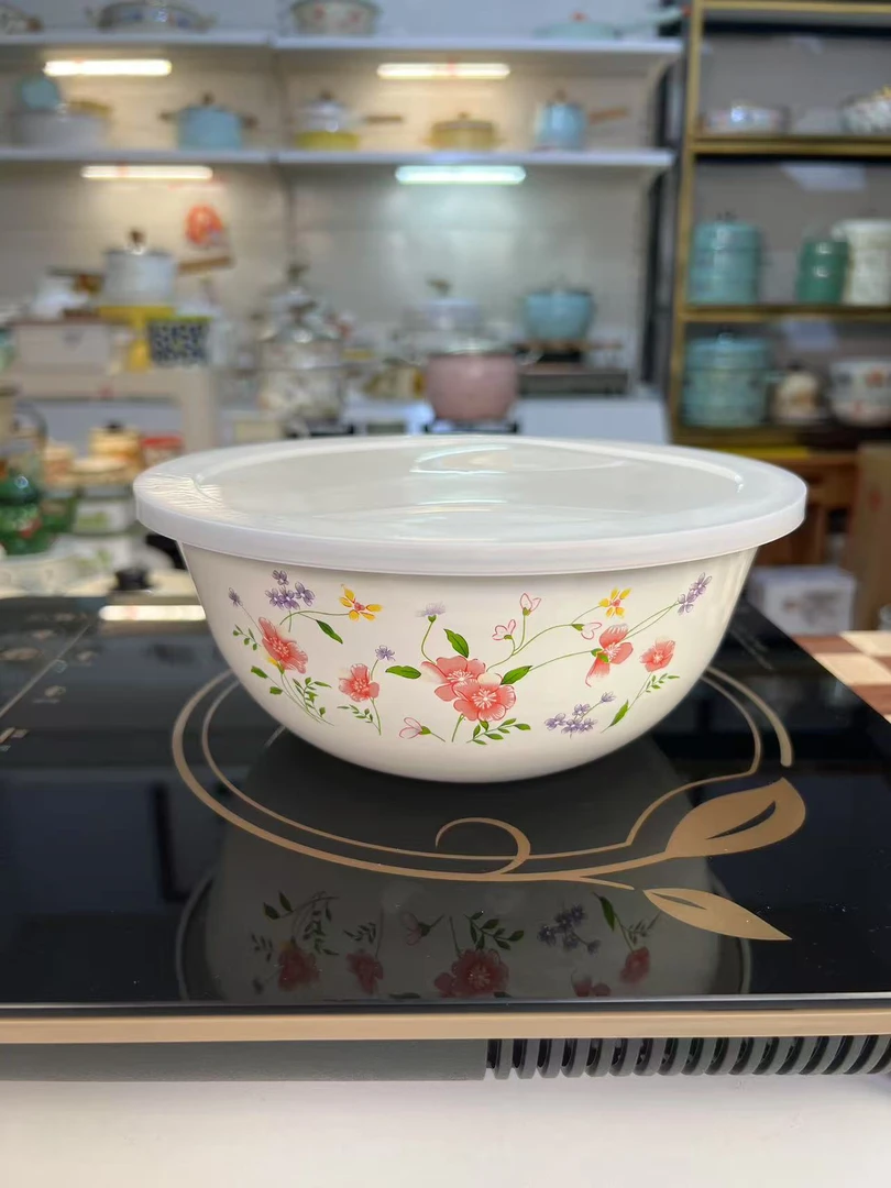 20cm珐琅搪瓷包边特厚有脚盖碗1只