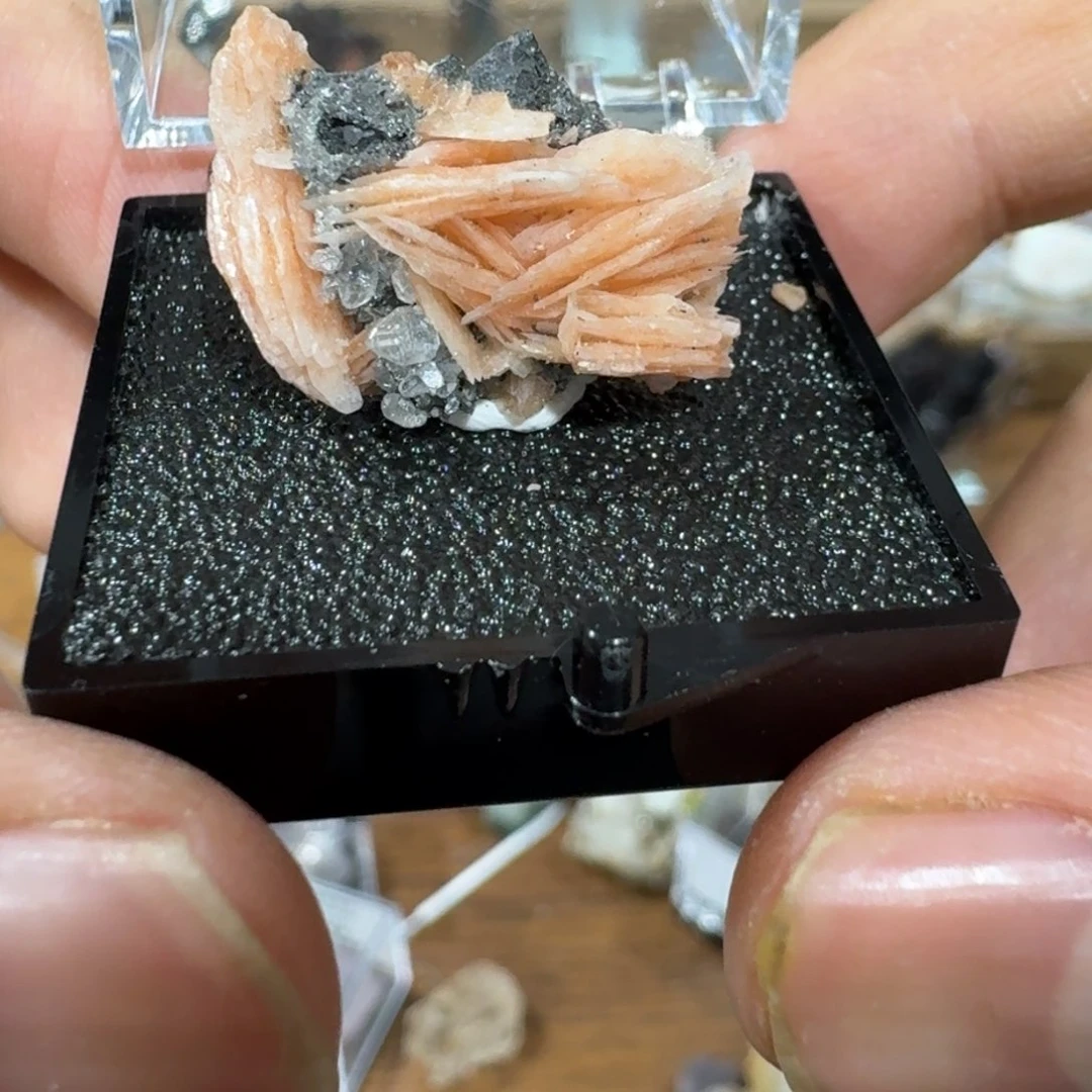 月下珠宝严选矿物