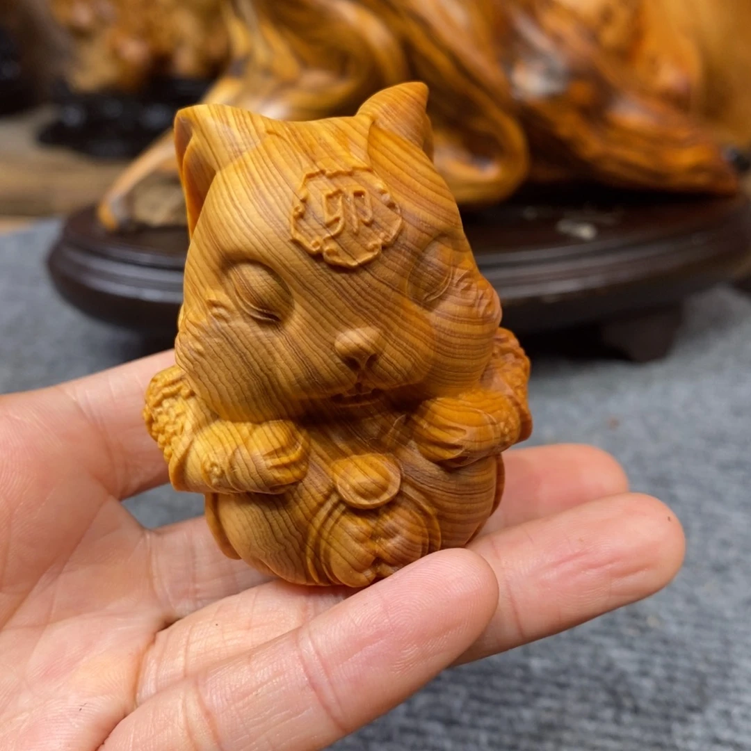 柏木（崖柏）崖柏。 