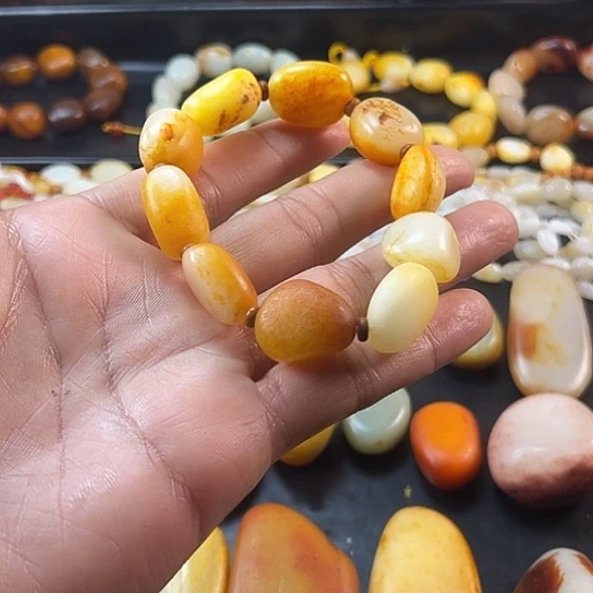 幸***定和田玉未镶嵌挂件