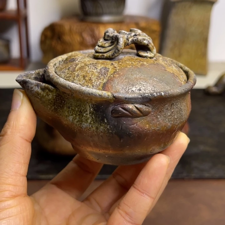 备前烧作品宝瓶有裂