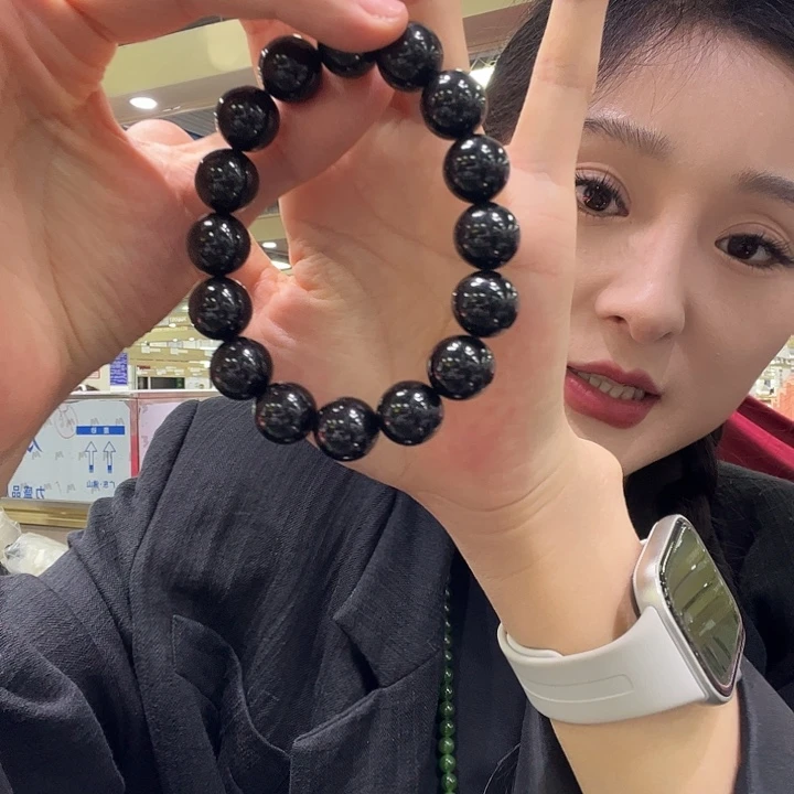 阿***哥和田玉未镶嵌手链