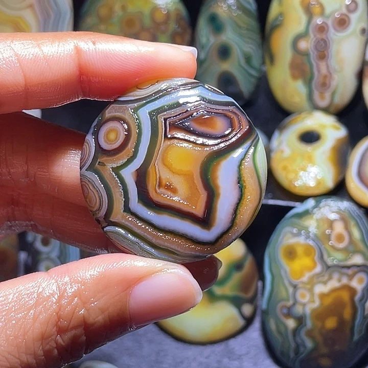 玛瑙/玉髓珠宝奇石未镶嵌幸****?