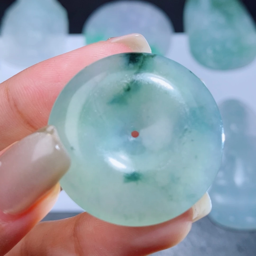 定制翡翠未镶嵌吊坠