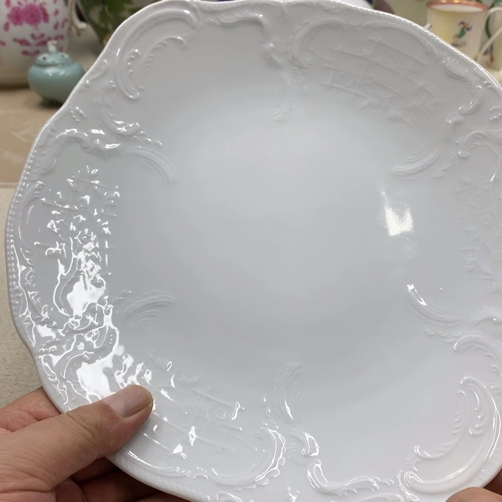 瓷片杨***g这不叫自己叔叔或者阿姨