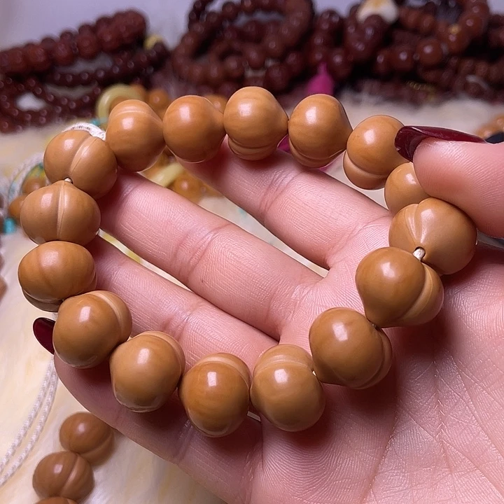 百***忍手串猴头核桃17尺寸镜面柯基屁桃手持全品无暇