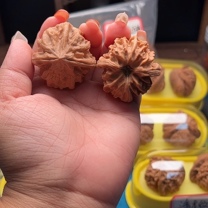 吊坠文玩核桃曹大龙丁子三棱 全品