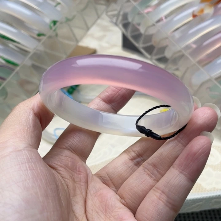 玛瑙/玉髓未镶嵌手镯56圈口