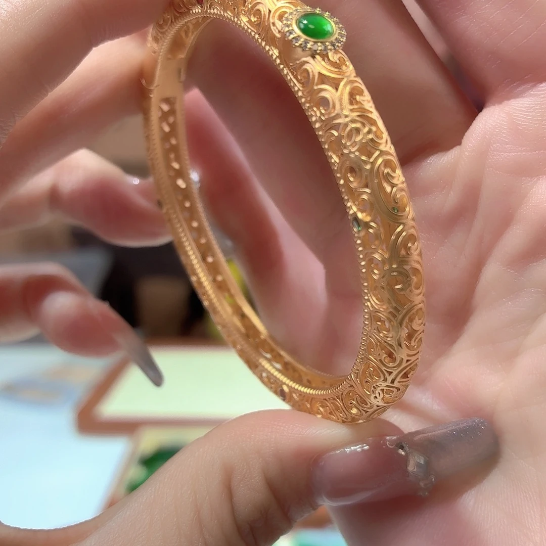 翡翠未镶嵌手链翡翠
