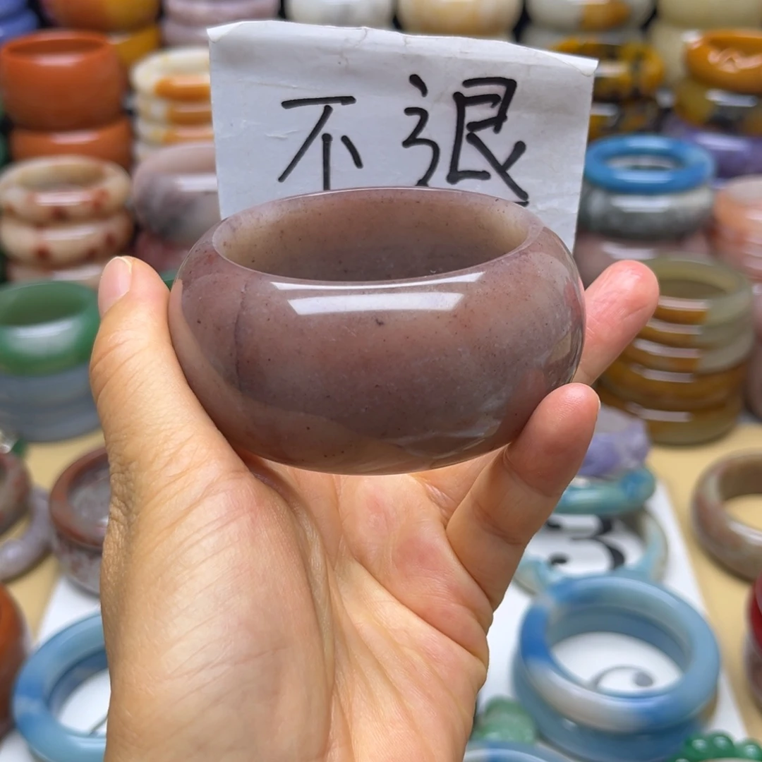 未镶嵌手镯石英质玉