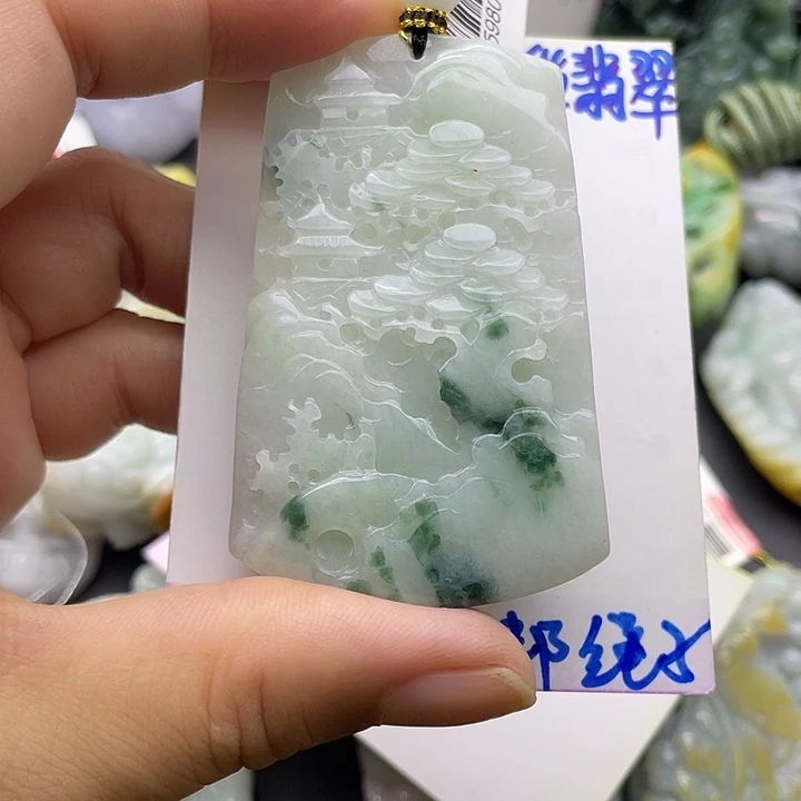 颈饰未镶嵌翡翠天然翡翠