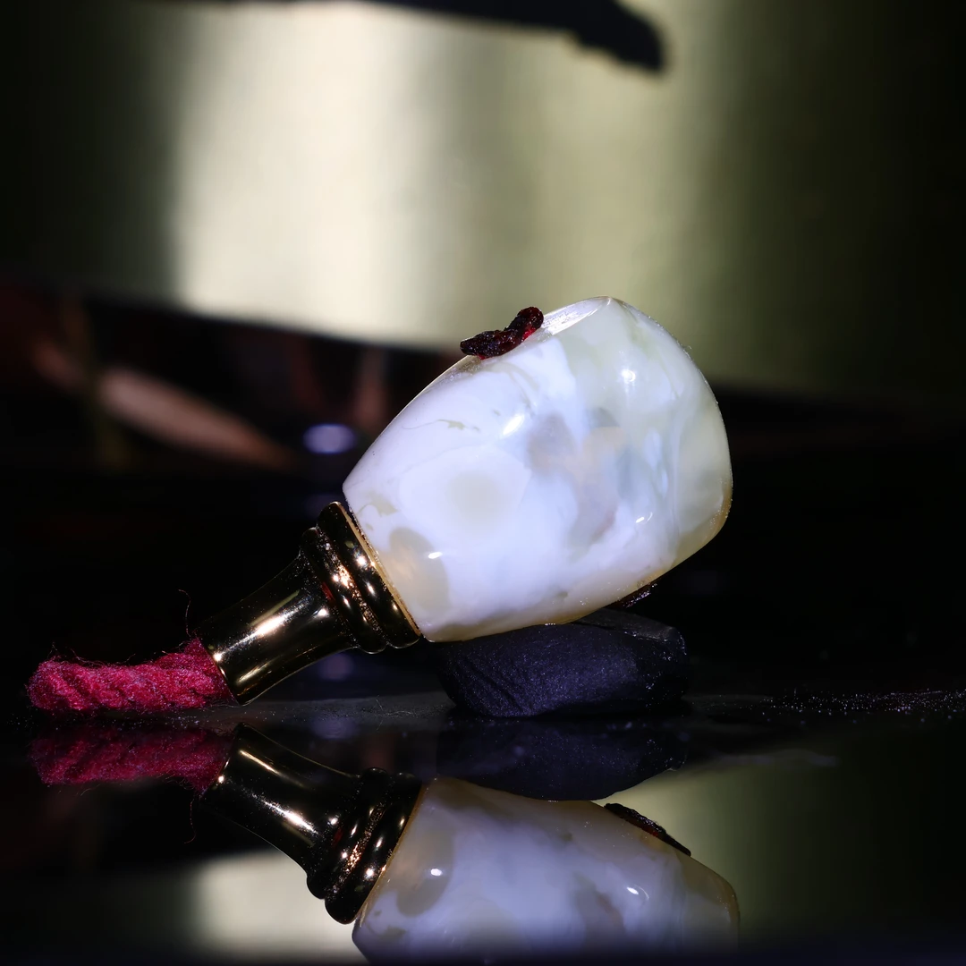 9m蜜蜡三通佛头天然原矿一物一图瓷白蜡金白三通蜜蜡配饰-A405