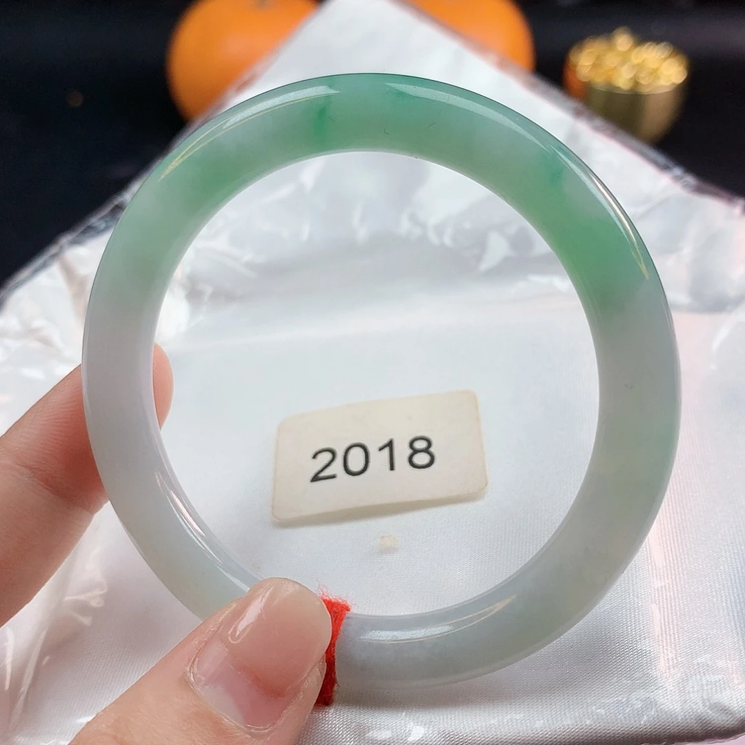 翡翠手镯未镶嵌53圈圆2018
