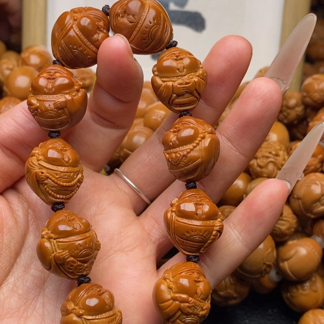 手串橄榄核鲨鱼背财神