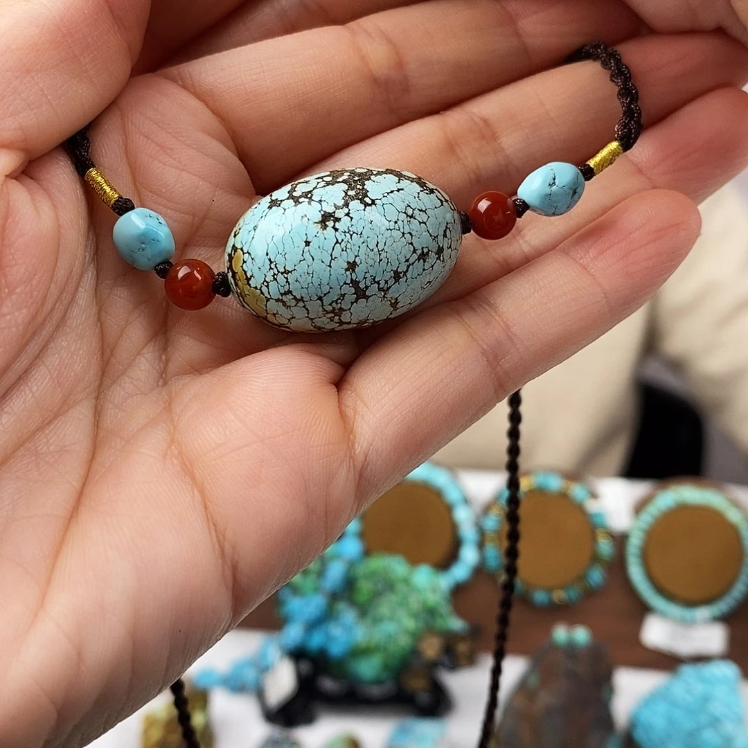 绿松石未镶嵌原矿