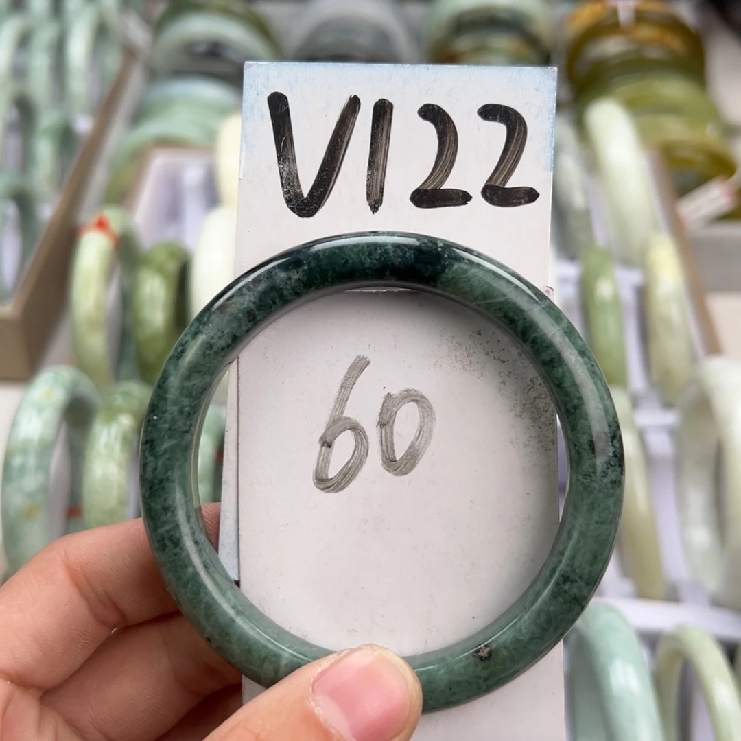 岫玉手镯未镶嵌天然岫玉