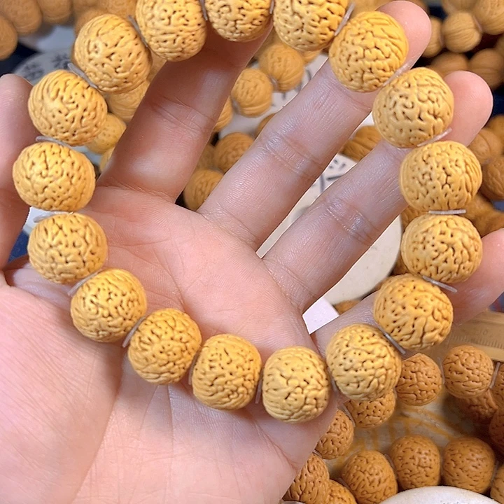 哦***哦桃核手串龙珠桃核手串