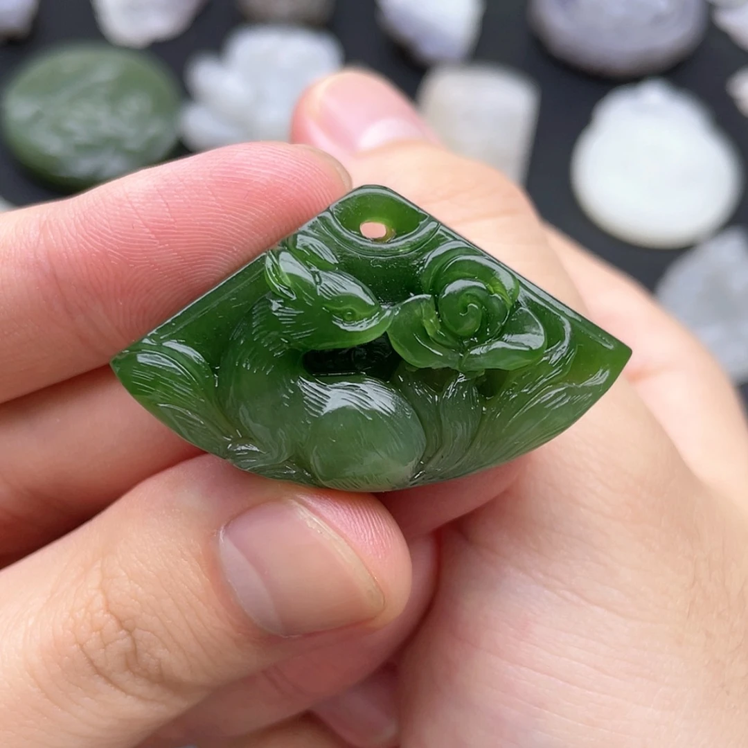 【闪购商品】颈饰未镶嵌和田玉