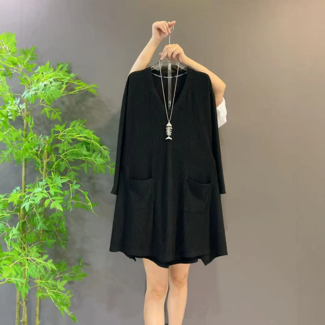190欧货时尚宽松V领长袖连衣裙显瘦休闲百搭大码女装（衣长85左右）