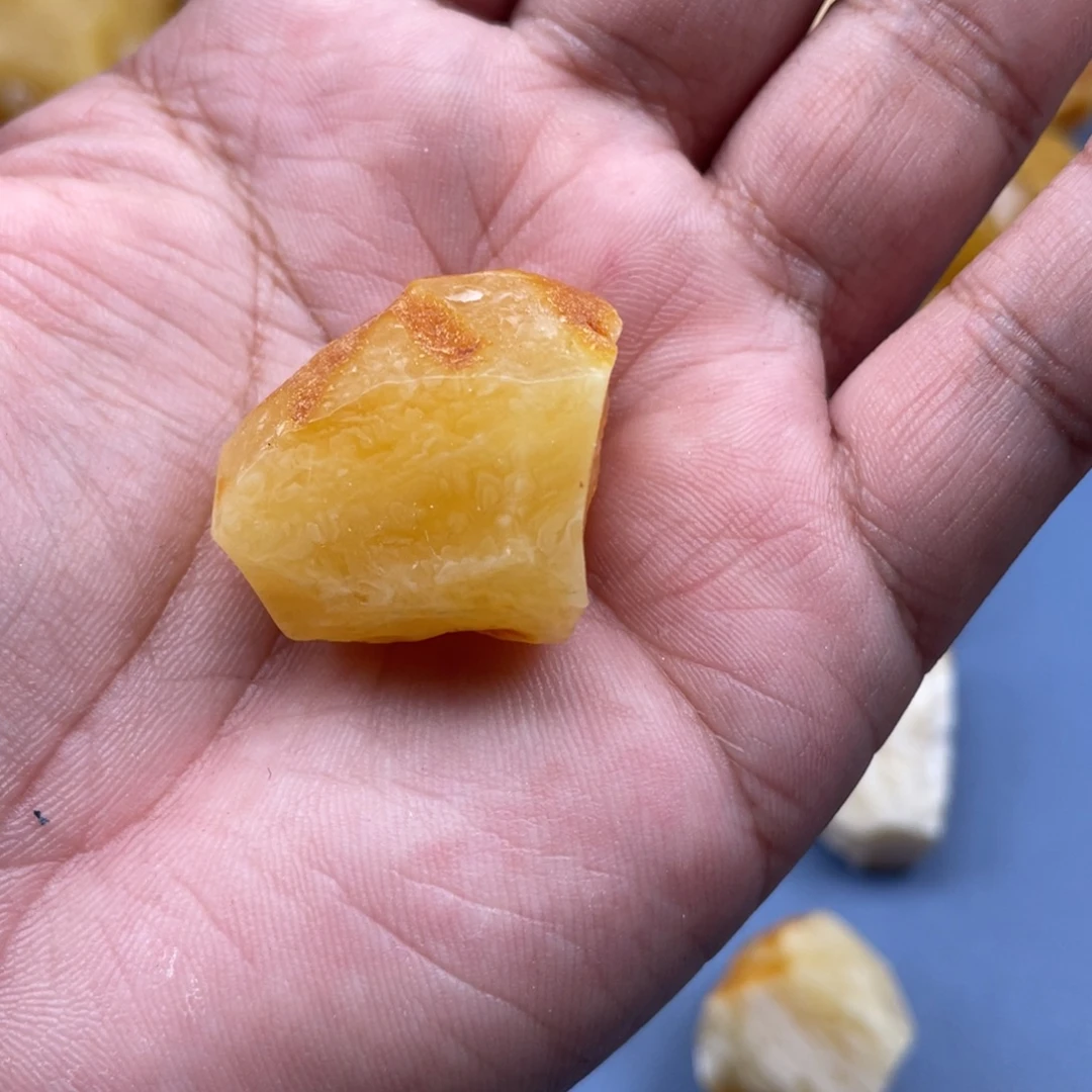 定制琥珀未镶嵌蜜蜡定制