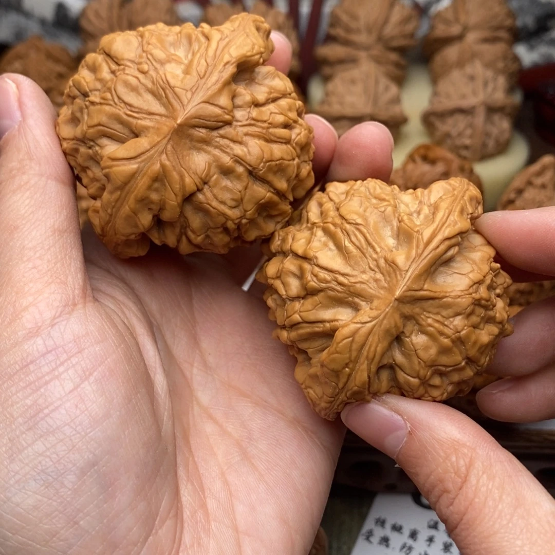 文玩核桃把件221号56全品龙鼎