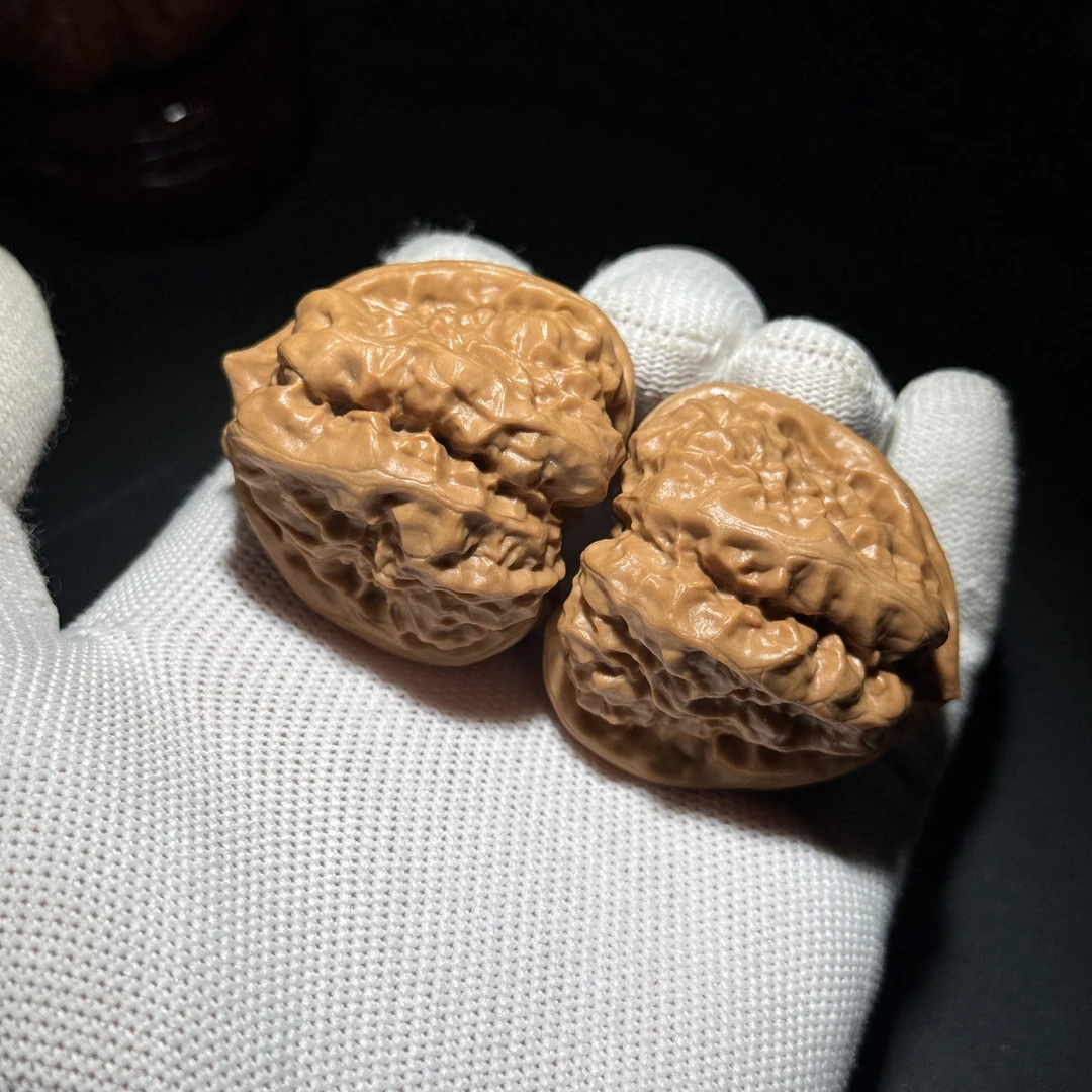 665打底款高桩三角桩蛤蟆头文玩核桃尺寸:边40肚44高39