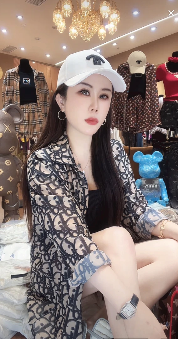 婷子-VIP家•定制高货提花防晒开衫➕短裤套装(8-2681)