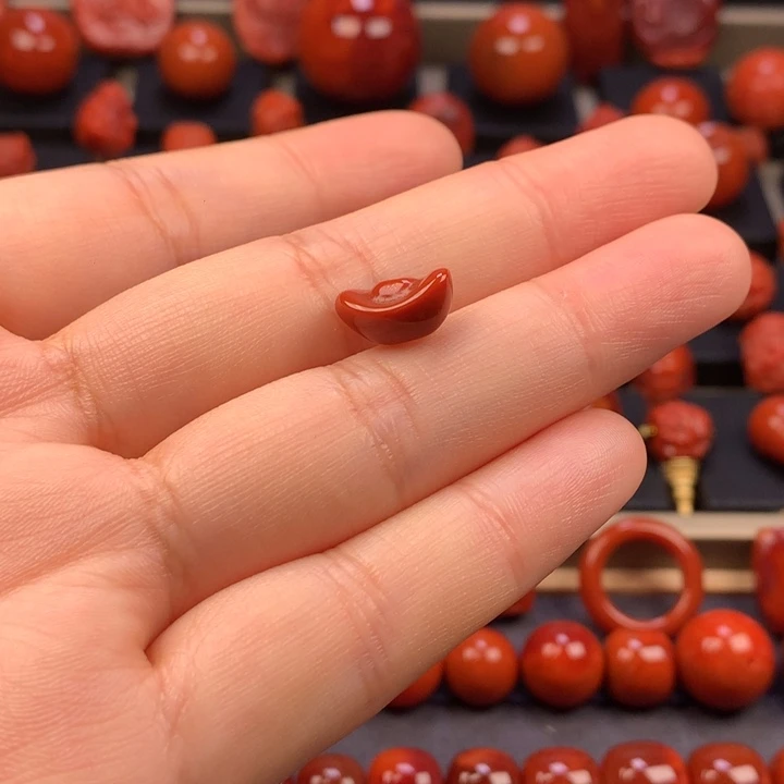 南红玛瑙未镶嵌元宝11MM+