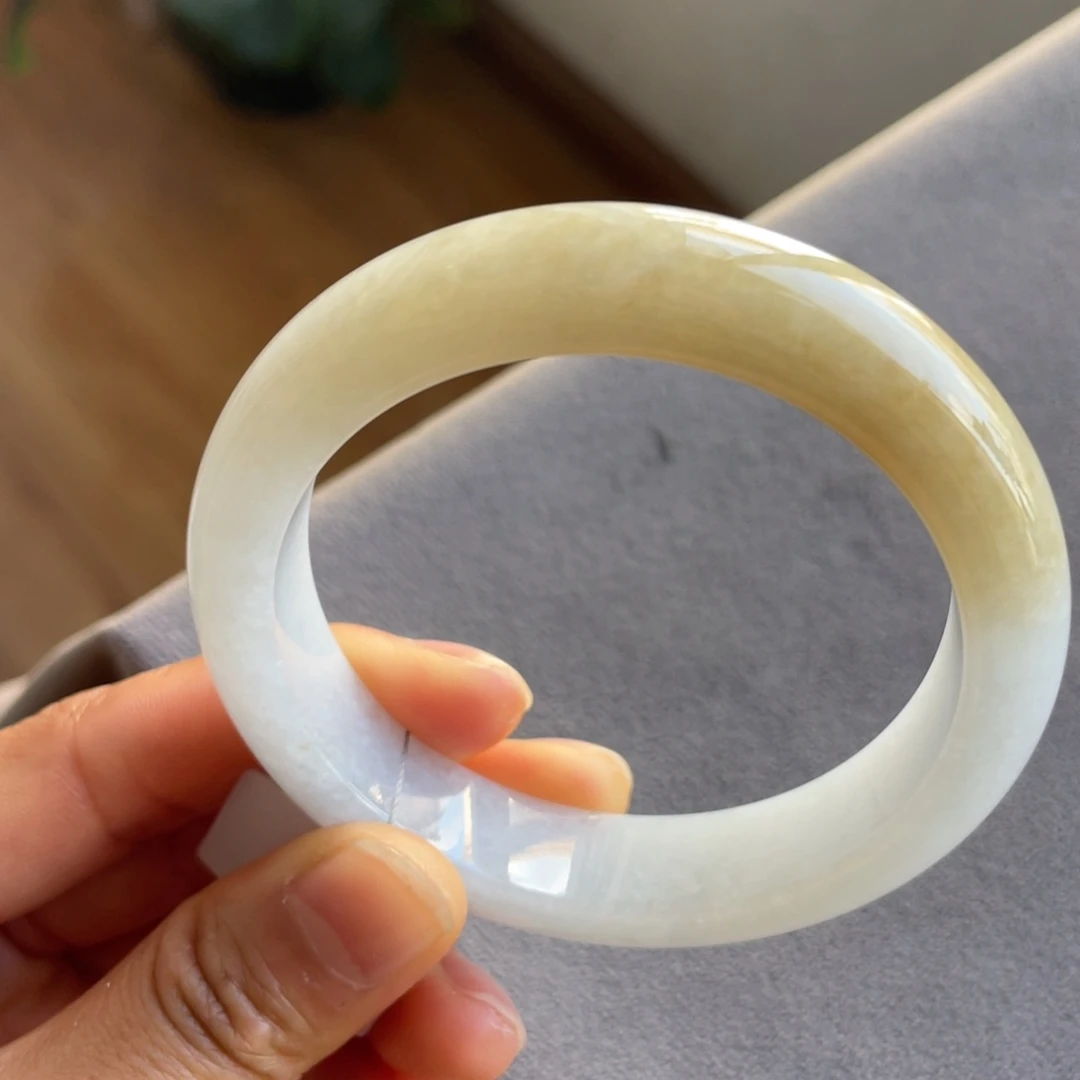 翡翠未镶嵌手镯黄翡