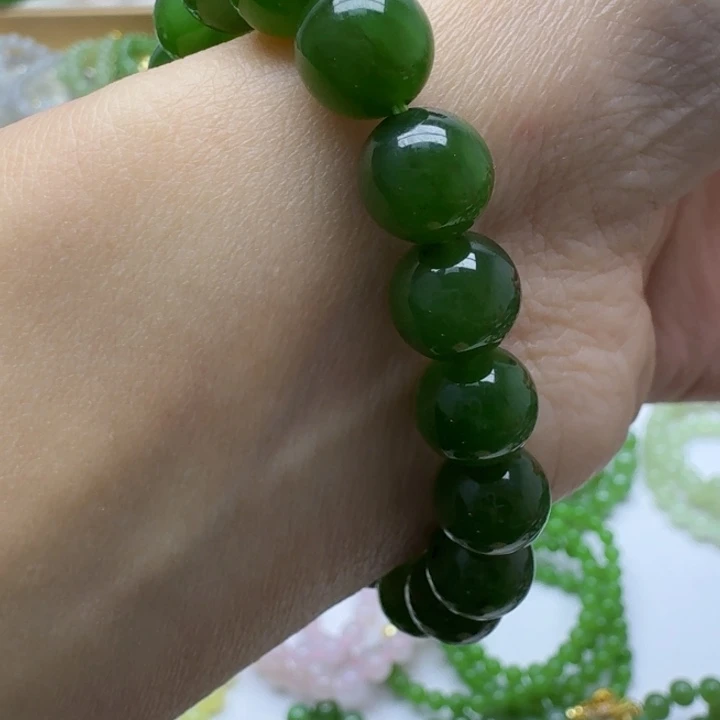 桃***酱和田玉未镶嵌手链