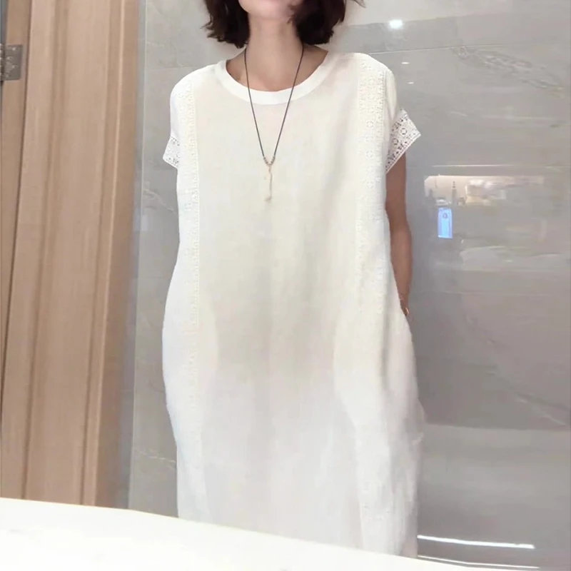 白色蕾丝拼接圆领短袖连衣裙女新款洋气宽松藏肉显瘦a字中长裙子