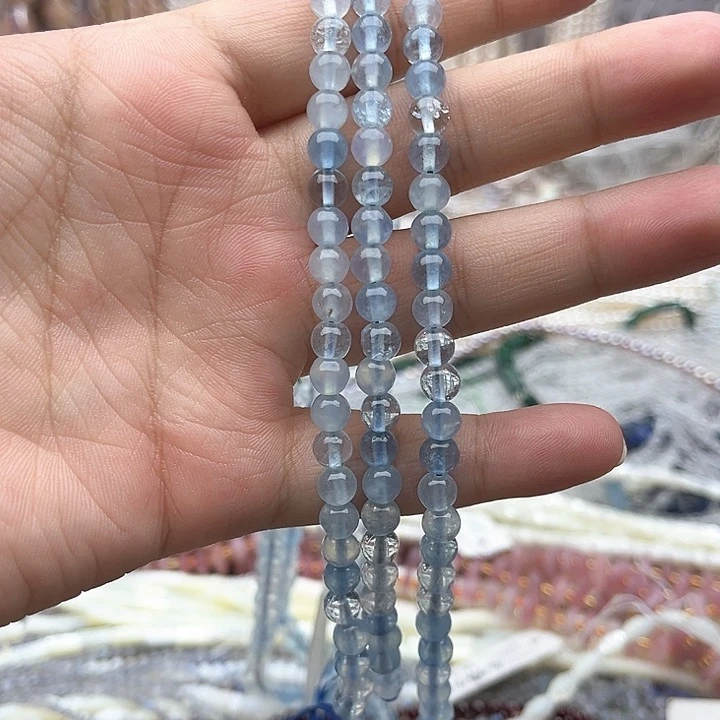 未镶嵌玛瑙/玉髓珠宝半成品一条6mm左右海蓝宝