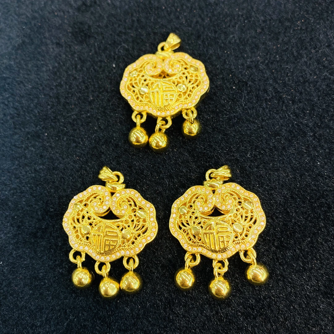 【梁老板】时尚轻奢祥云如意锁吊坠 赠链 -24 （一单发一件）