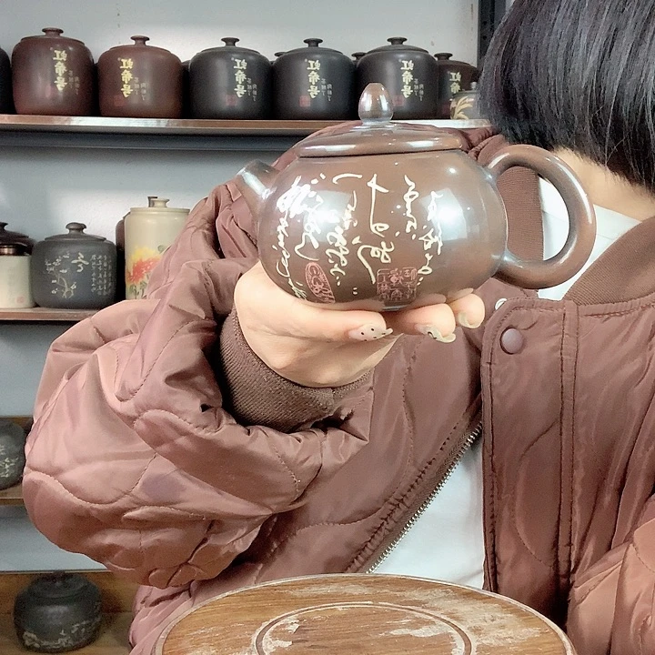 罐建水紫陶手工彩填壶