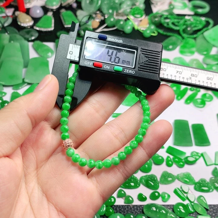 翡翠未镶嵌颈饰*️**翡翠4.6