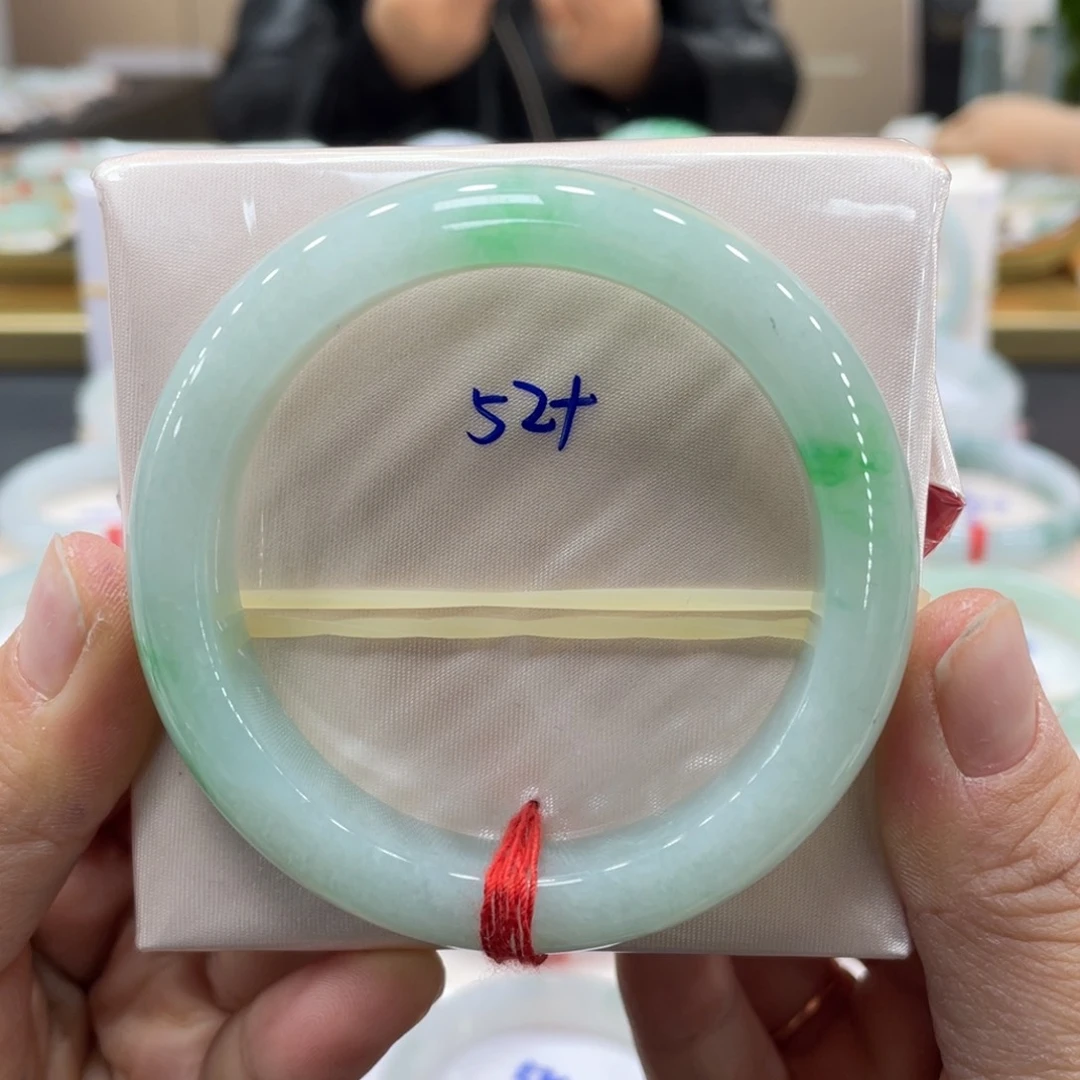 未镶嵌手镯翡翠翡翠