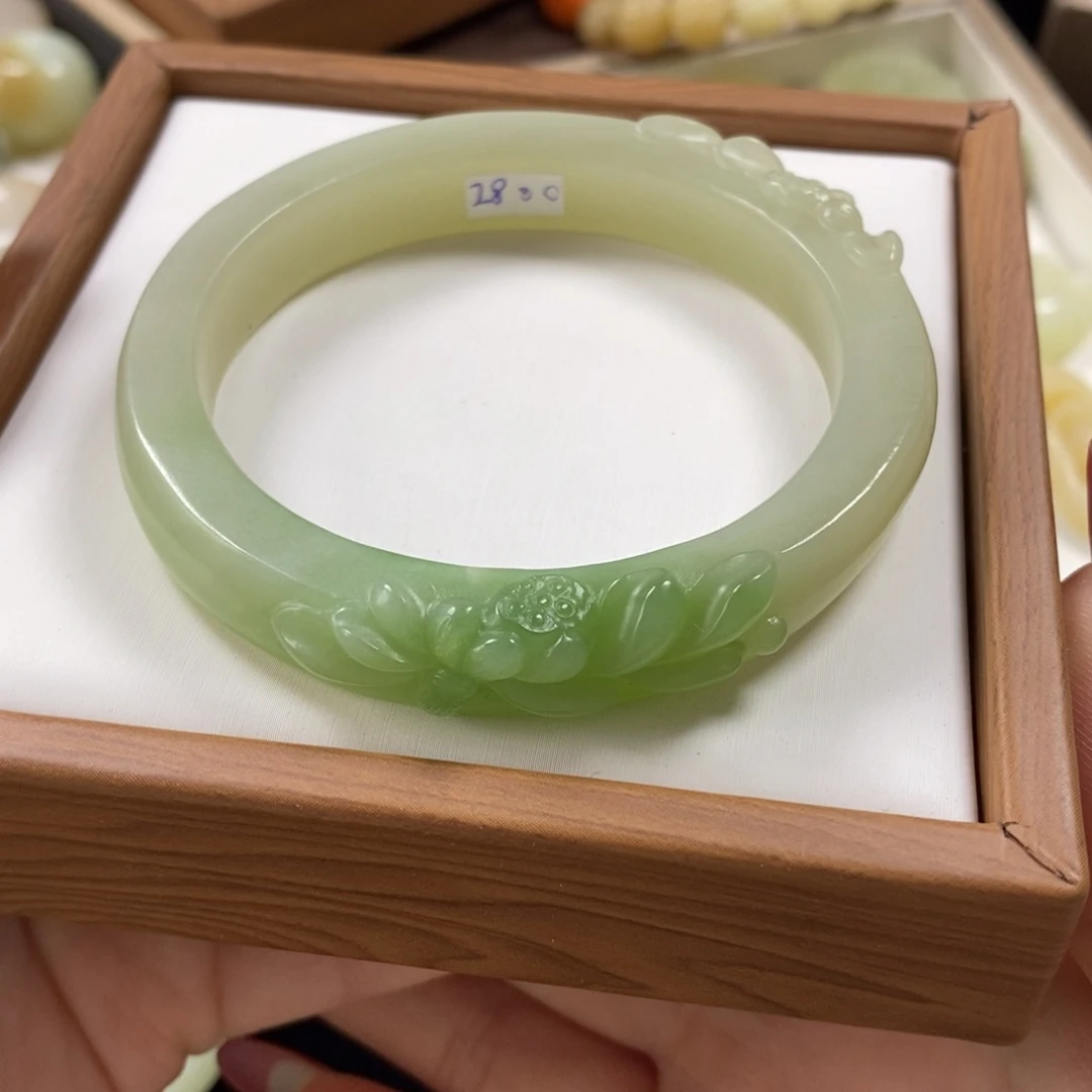 【闪购商品】和田玉手镯55-56未镶嵌