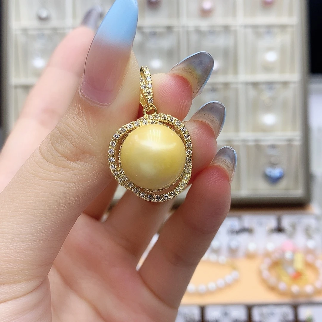 淡水珍珠合金颈饰