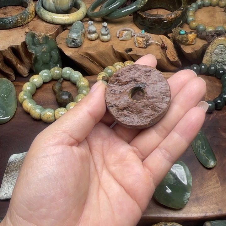 岫岩河磨玉（透闪石质玉）未镶嵌珠宝奇石