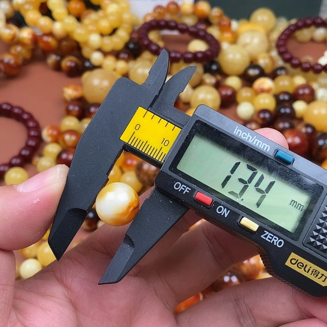 未镶嵌琥珀珠宝奇石蜜蜡493